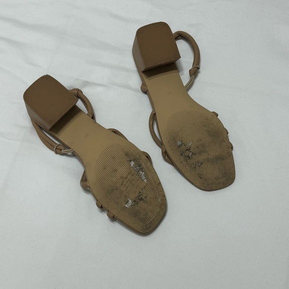 H&M Nude Sandals Heels - Picture 3 of 3